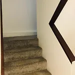 Spacious 4 Bedroom Apartment 20 Min To Central London
